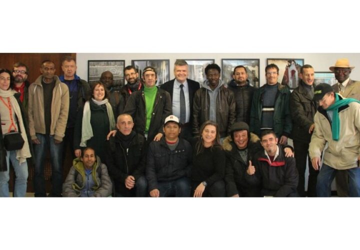 Personas sin hogar presentan una exposición fotográfica en Menarini