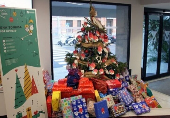 Menarini reúne más de 200 regalos para niños y niñas en riesgo de exclusión social