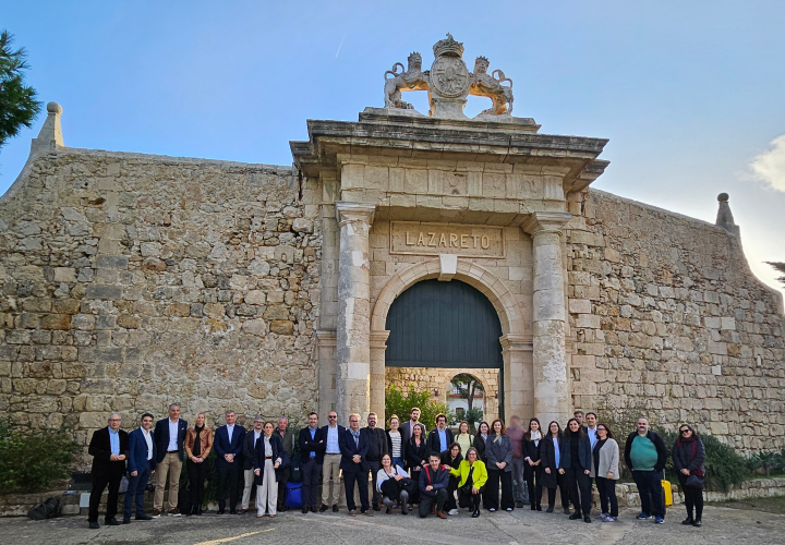 Menarini lidera un encuentro interdisciplinar para buscar soluciones innovadoras contra las resistencias antimicrobianas (RAM)